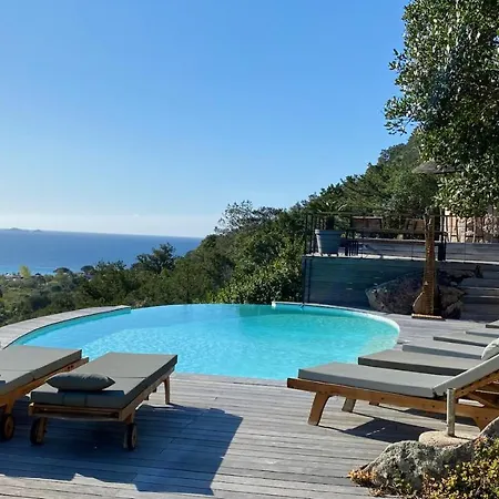 Superbe Avec Piscine Chauffee Et Vue A Palombaggia * Porto-Vecchio (Corsica)