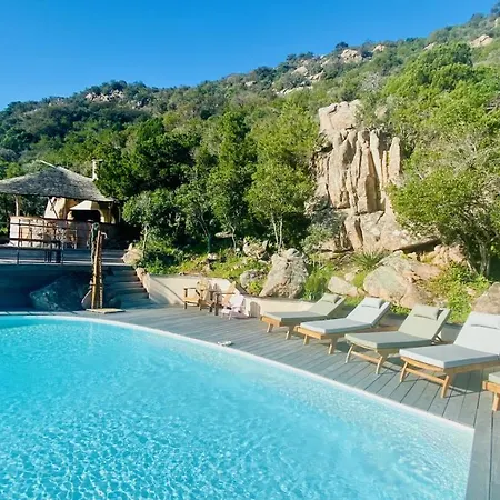 Villa Superbe Avec Piscine Chauffee Et Vue A Palombaggia *
