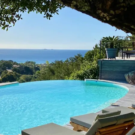 Villa Superbe Avec Piscine Chauffee Et Vue A Palombaggia *
