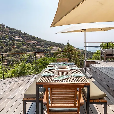 Superbe Avec Piscine Chauffée Et Vue à Palombaggia Porto Vecchio