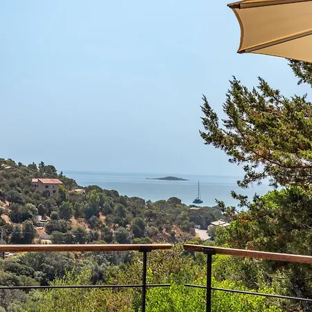 Superbe Avec Piscine Chauffée Et Vue à Palombaggia Villa