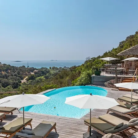 Superbe Avec Piscine Chauffée Et Vue à Palombaggia Villa