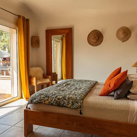 Villa Superbe Avec Piscine Chauffée Et Vue à Palombaggia *