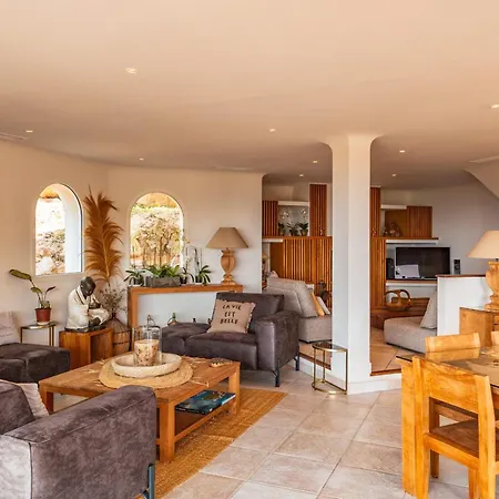 Villa Superbe Avec Piscine Chauffée Et Vue à Palombaggia *